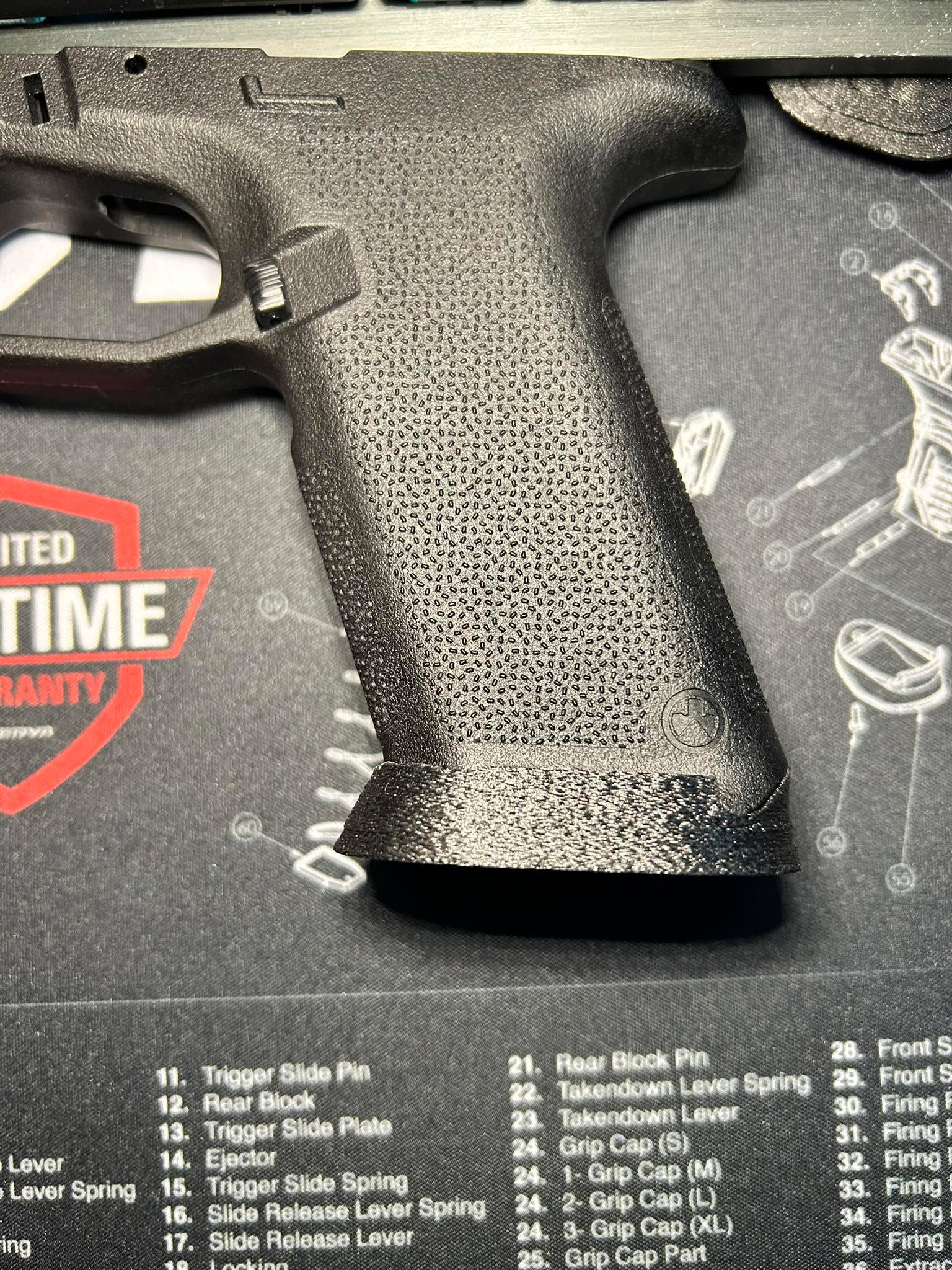 RXM Full-Size Flared Magwell Carbon Fiber (Large Frame)
